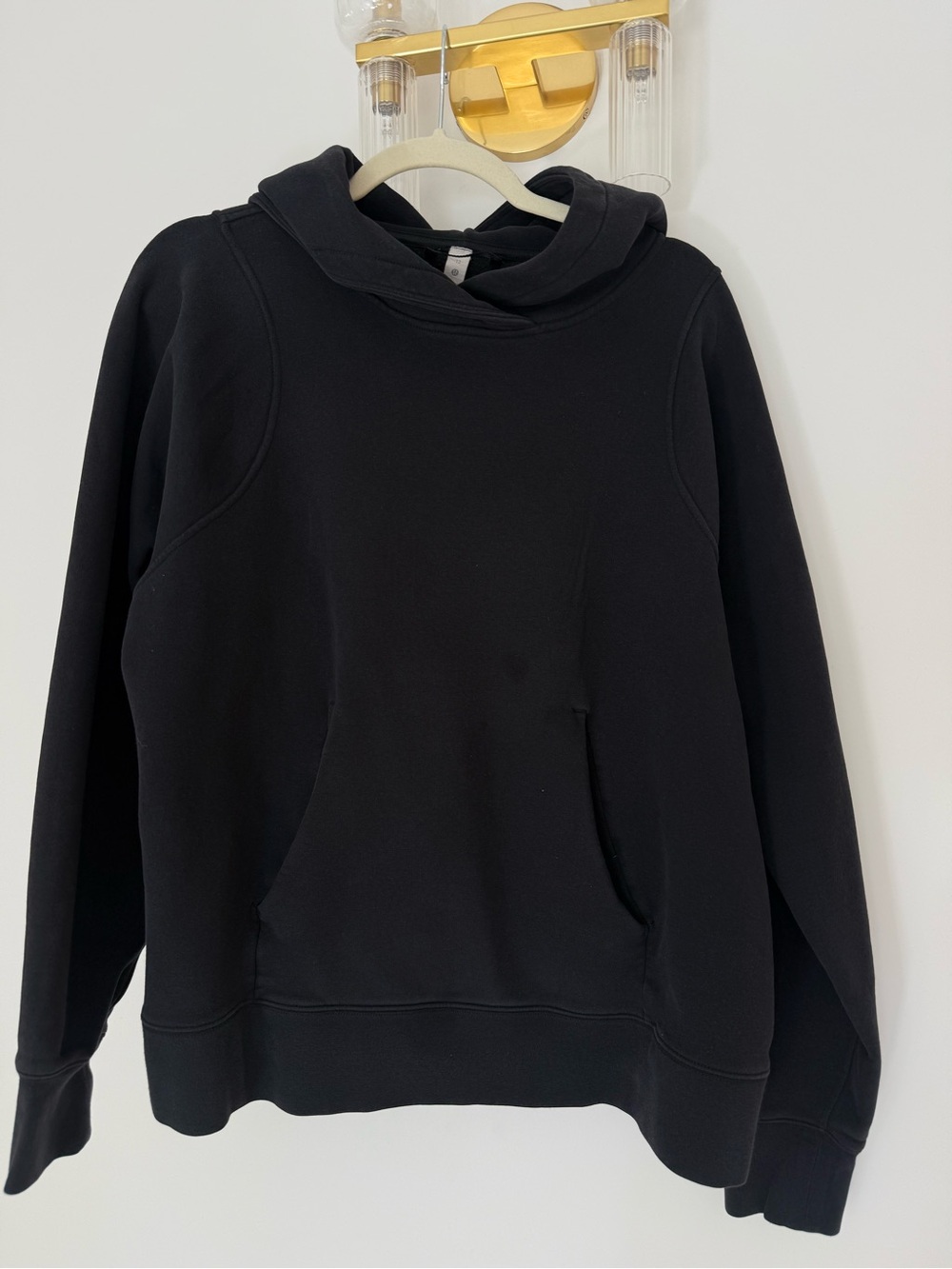 Lululemon women’s Loungeful Hoodie